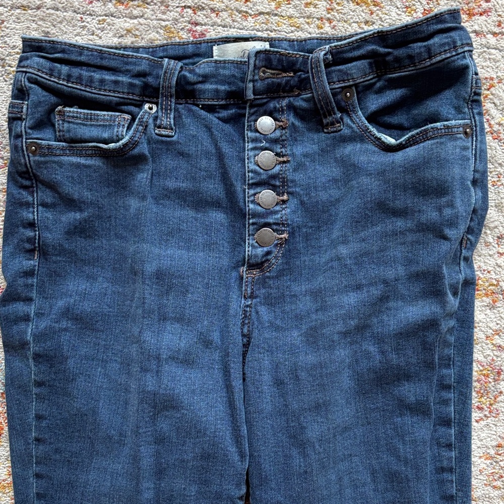 Universal Thread Dark High Rise Jeans - Picture 2 of 6